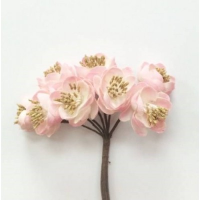 Букет из тканевых цветочков, белый с розовым